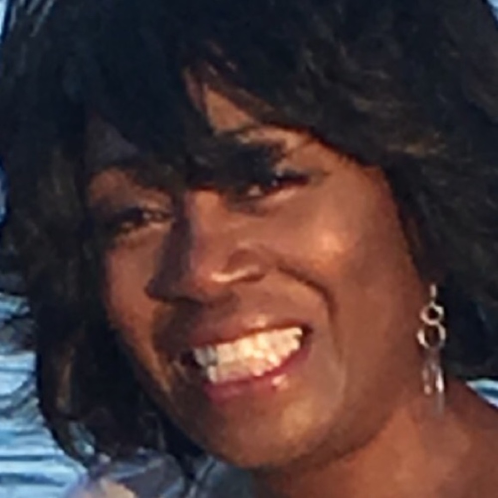 Meet your Posher, Deborah